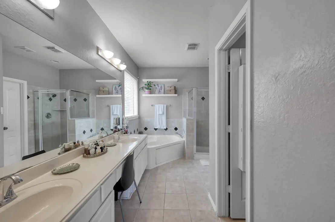 Photo of 28522 Misty Cliff Lane