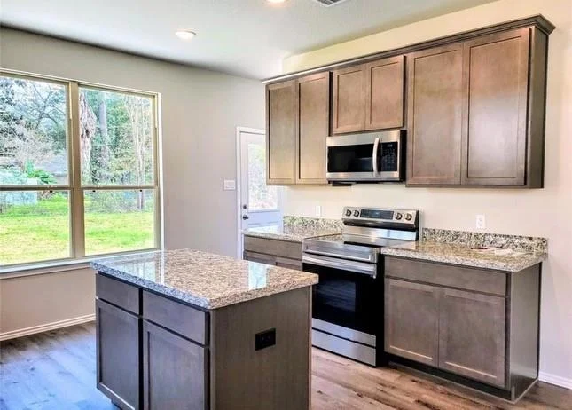Photo of 905 Chickasaw Drive