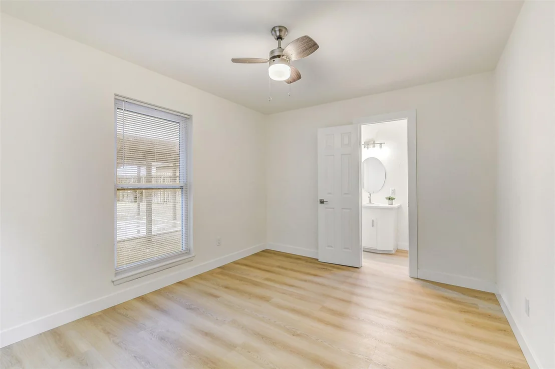 Photo of 307 Meyer Street
