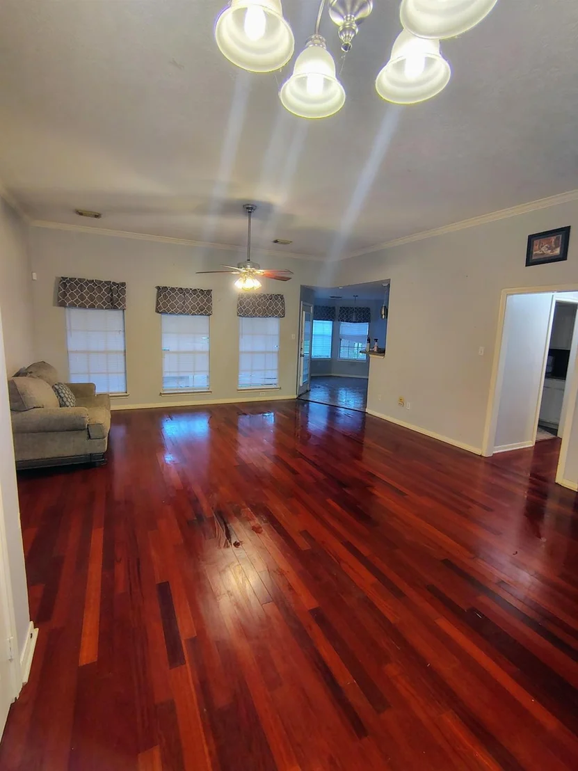Photo of 3443 Shore Shadows Drive