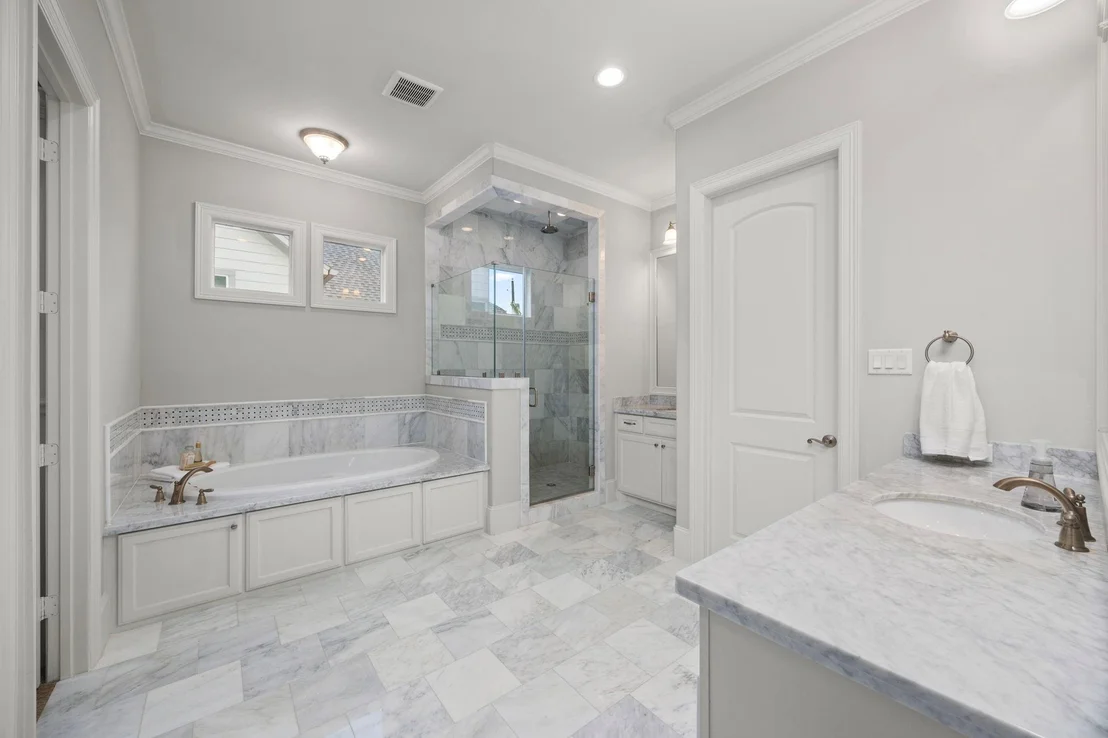 Photo of 1355 Chippendale Road