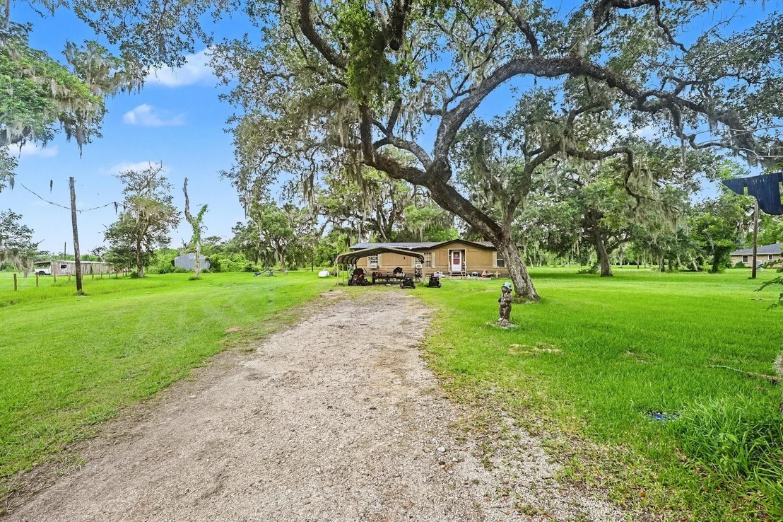 Photo of 19612 County Road 319