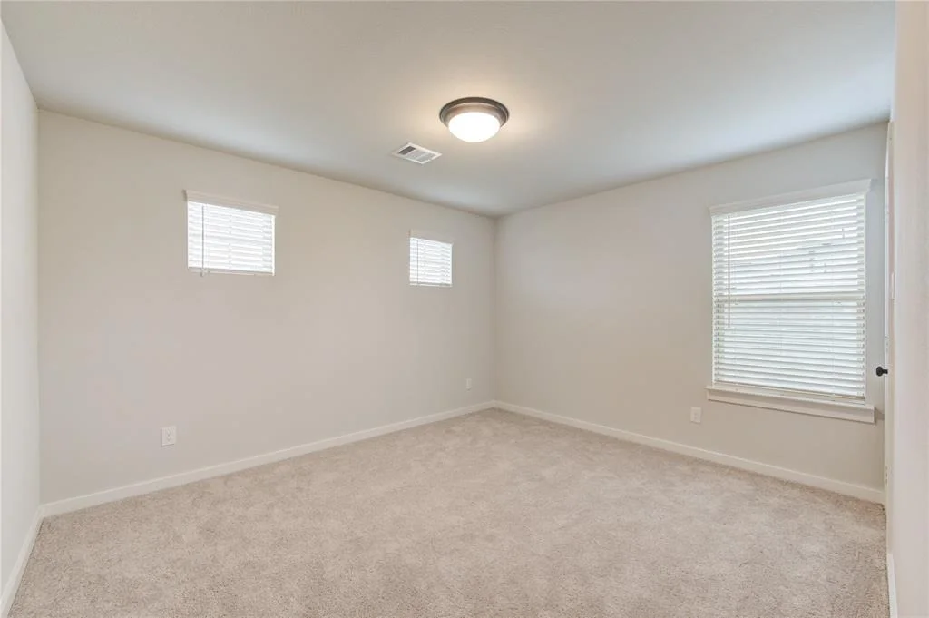 Photo of 400 Kendall Crest Dr