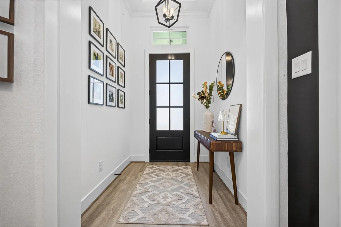 Photo of 10372 Fairview Drive