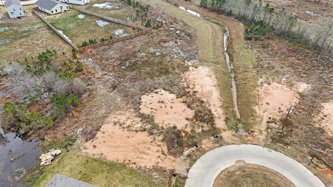 Photo of 305 Road 5102