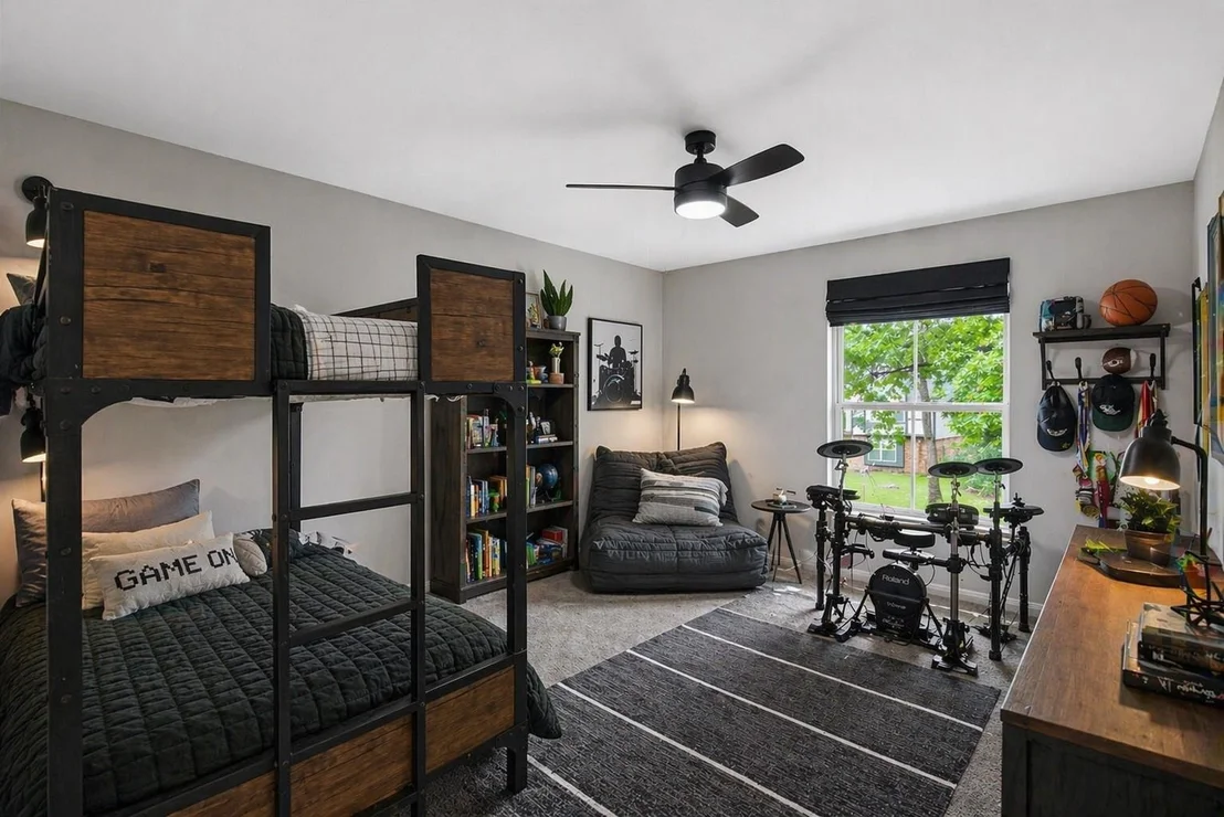Photo of 28815 Enchanted Drive
