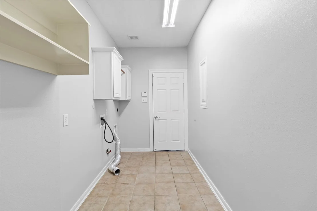 Photo of 24923 Pikecrest Drive