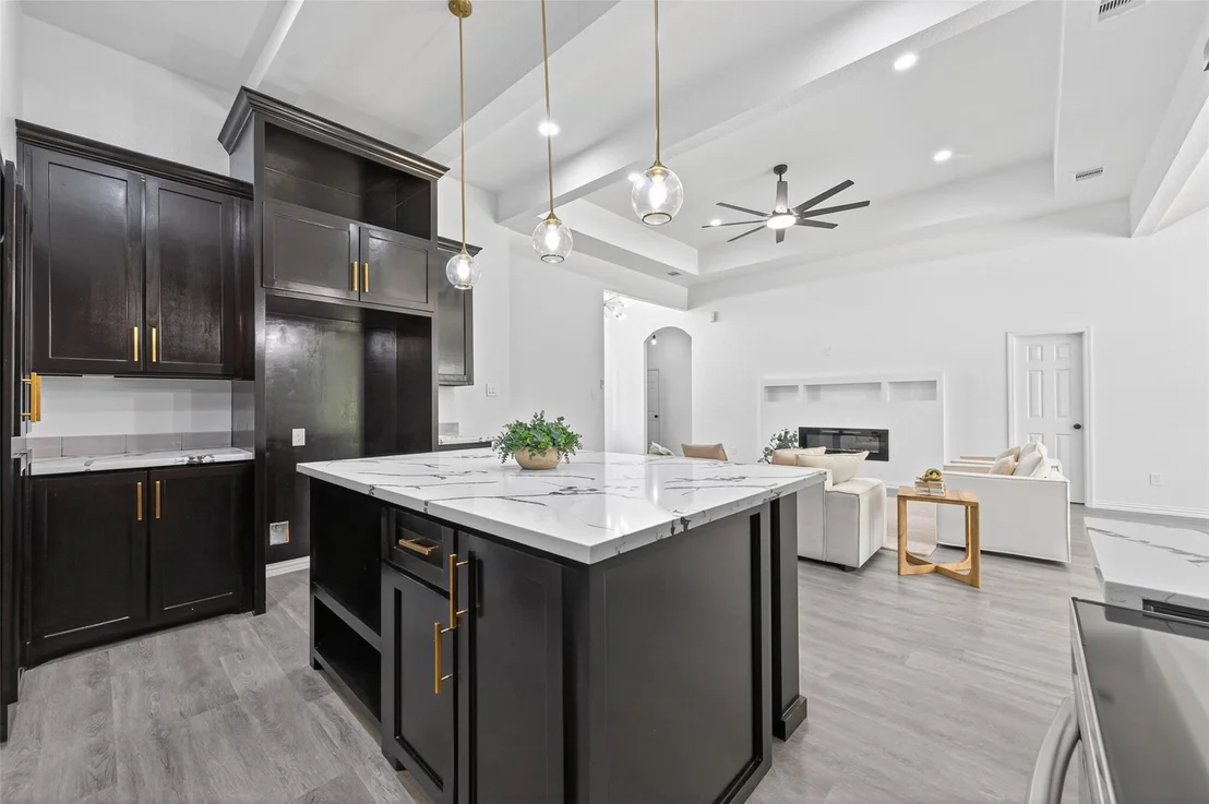 Photo of 1014 Exotic Pine Drive