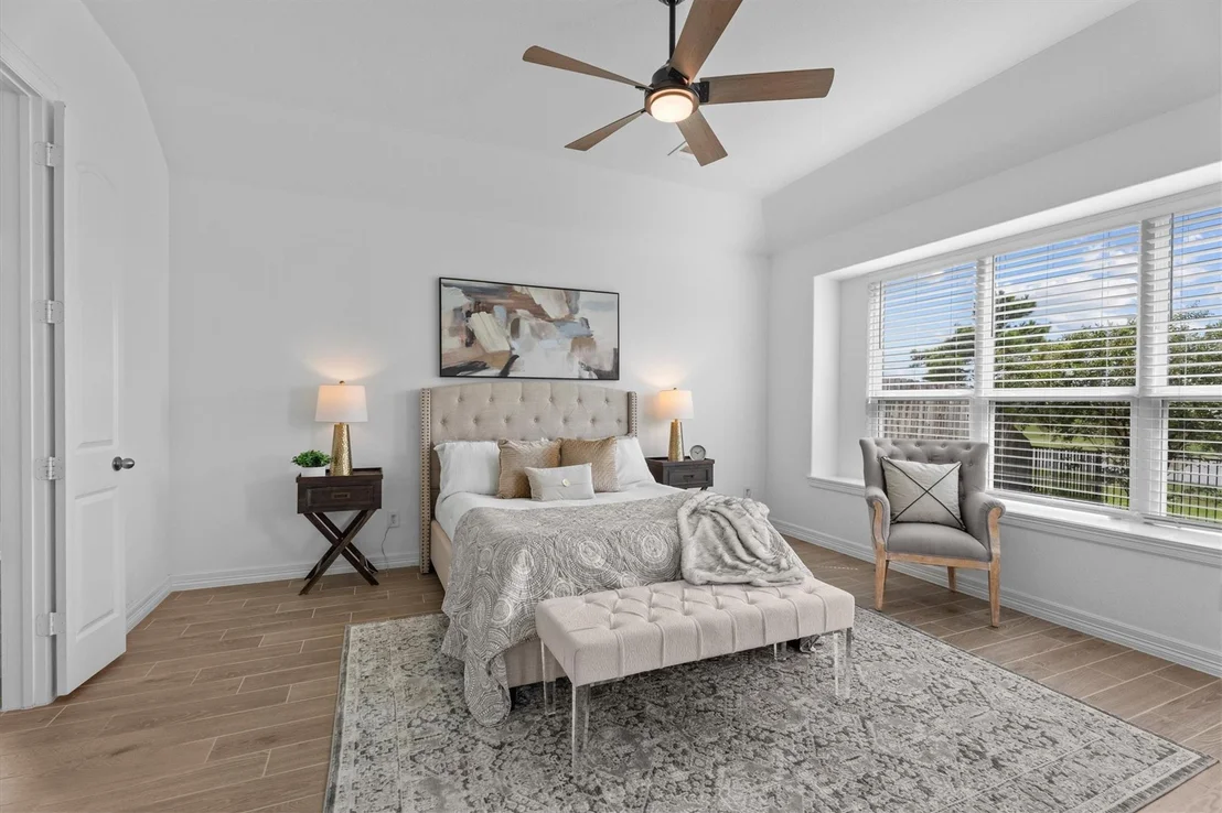 Photo of 7335 Laguna Lake Drive