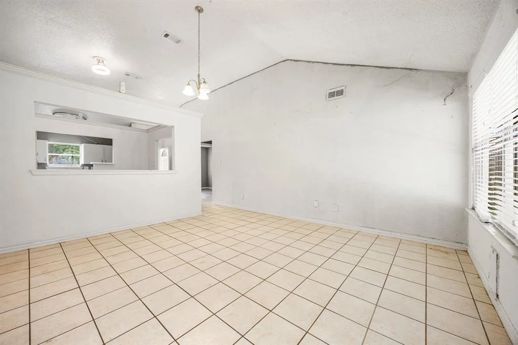 Photo of 18627 Spinney Lane Drive