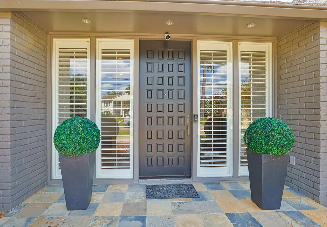 Photo of 6003 Bermuda Dunes Drive