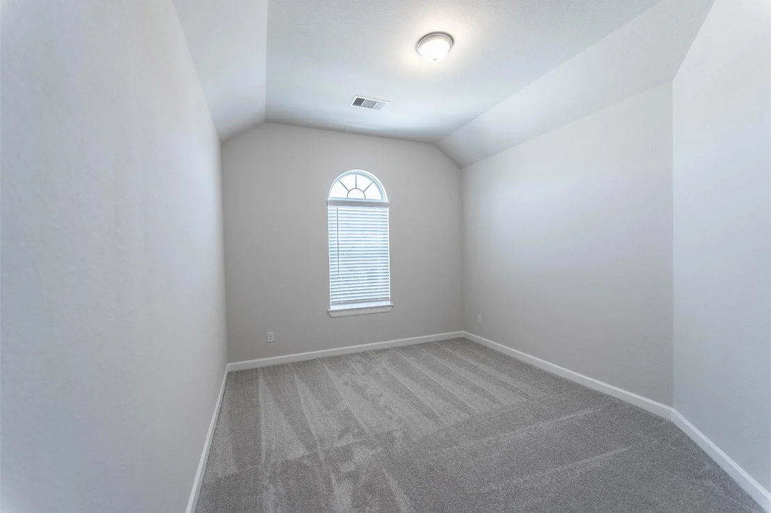 Photo of 710 Woodbinde