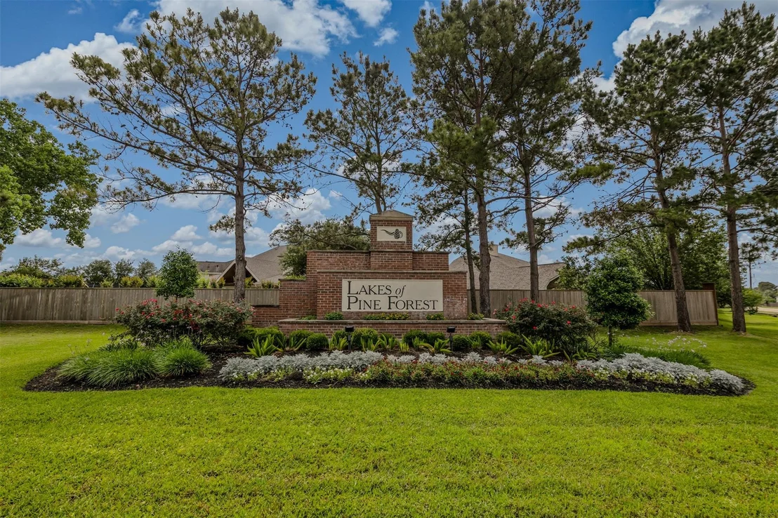 Photo of 4722 Autumn Pine Lane