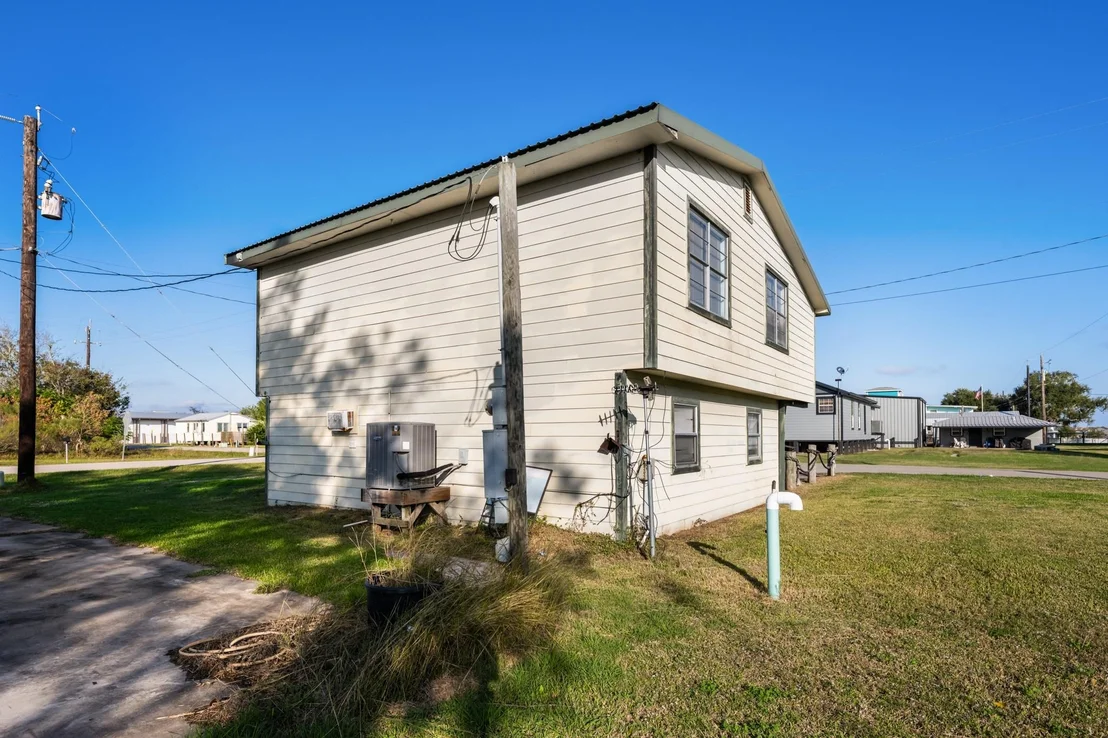Photo of 4440 County Road 459d