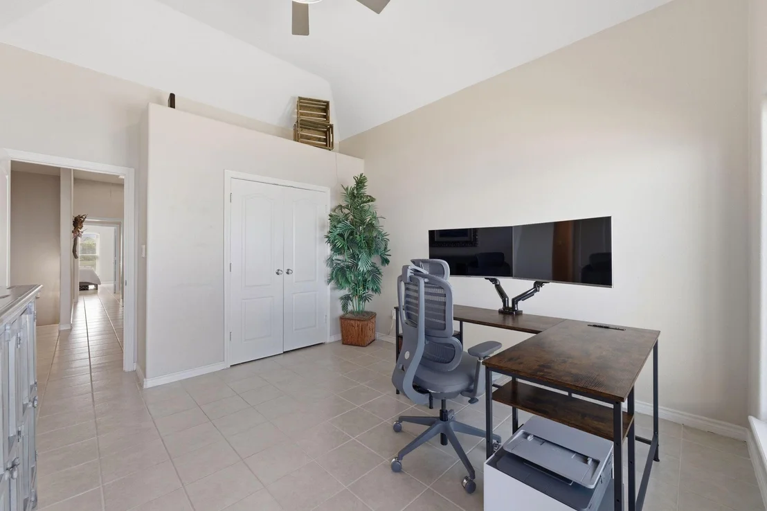 Photo of 2 Regency Point