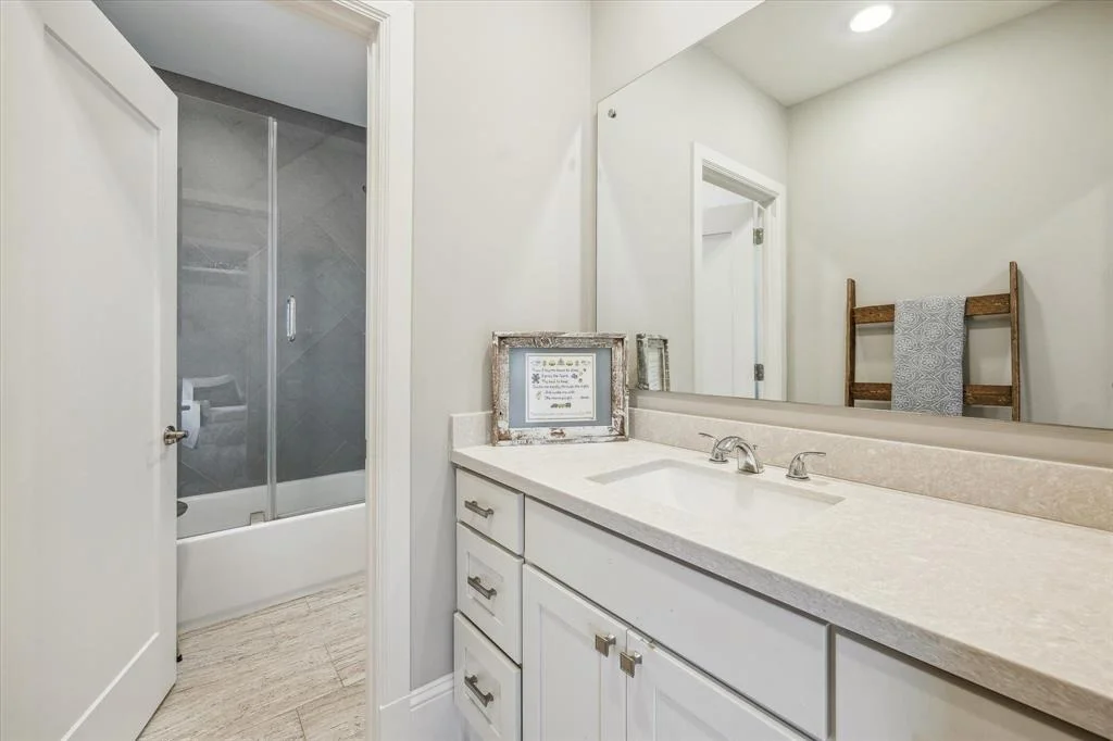 Photo of 1529 Cunningham Parc Lane