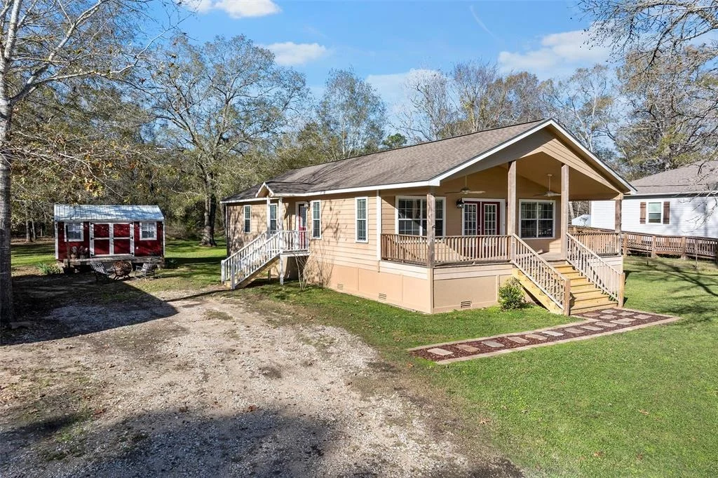 Photo of 21500 Vermillion