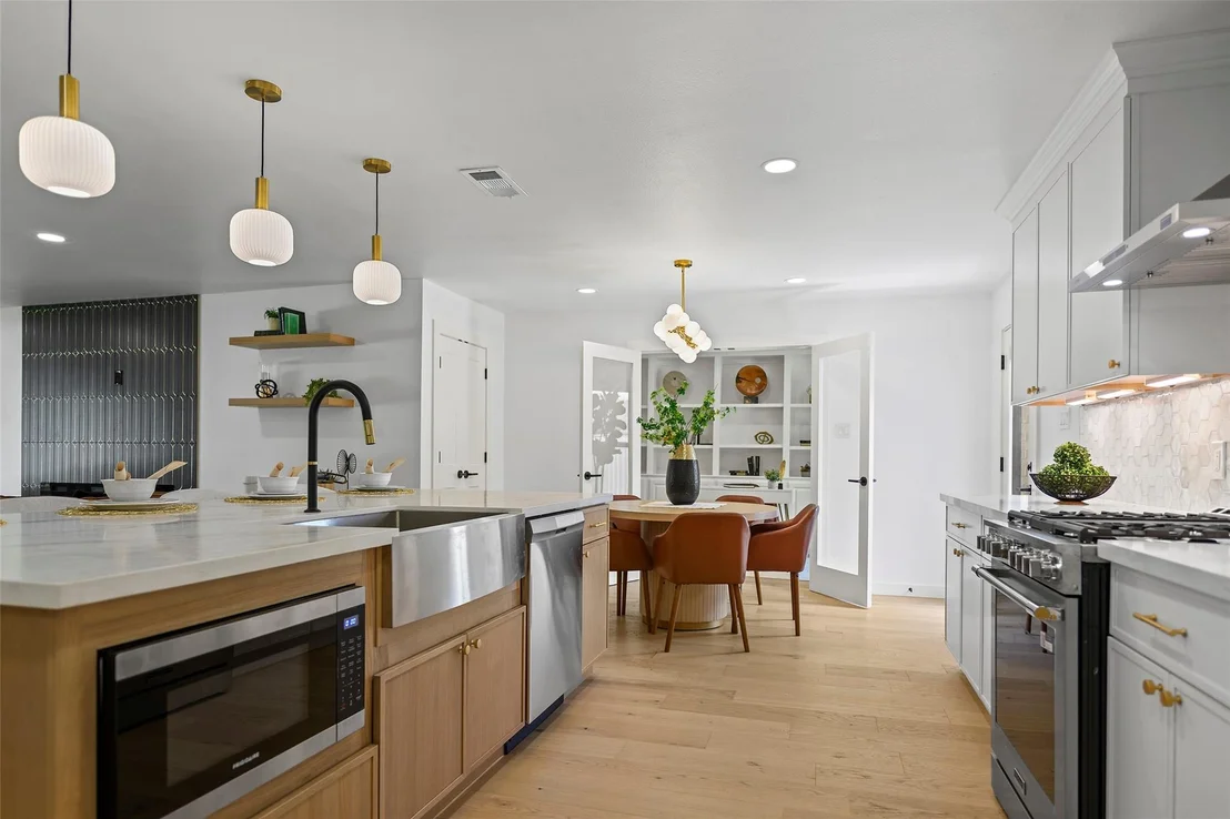 Photo of 1818 Watercrest Drive