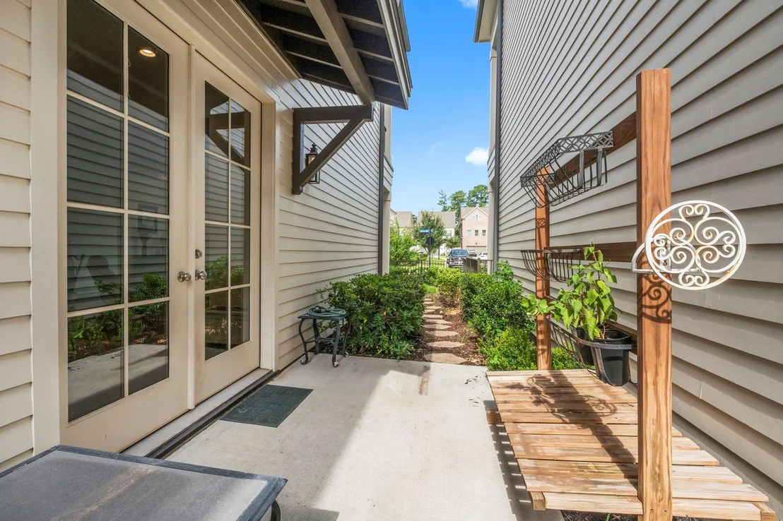 Photo of 25213 Liberty Mill Drive
