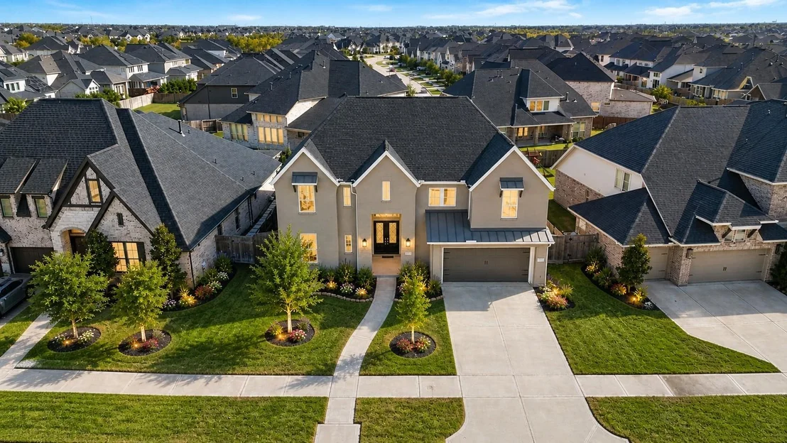 Photo of 4323 Windy Oaks Drive