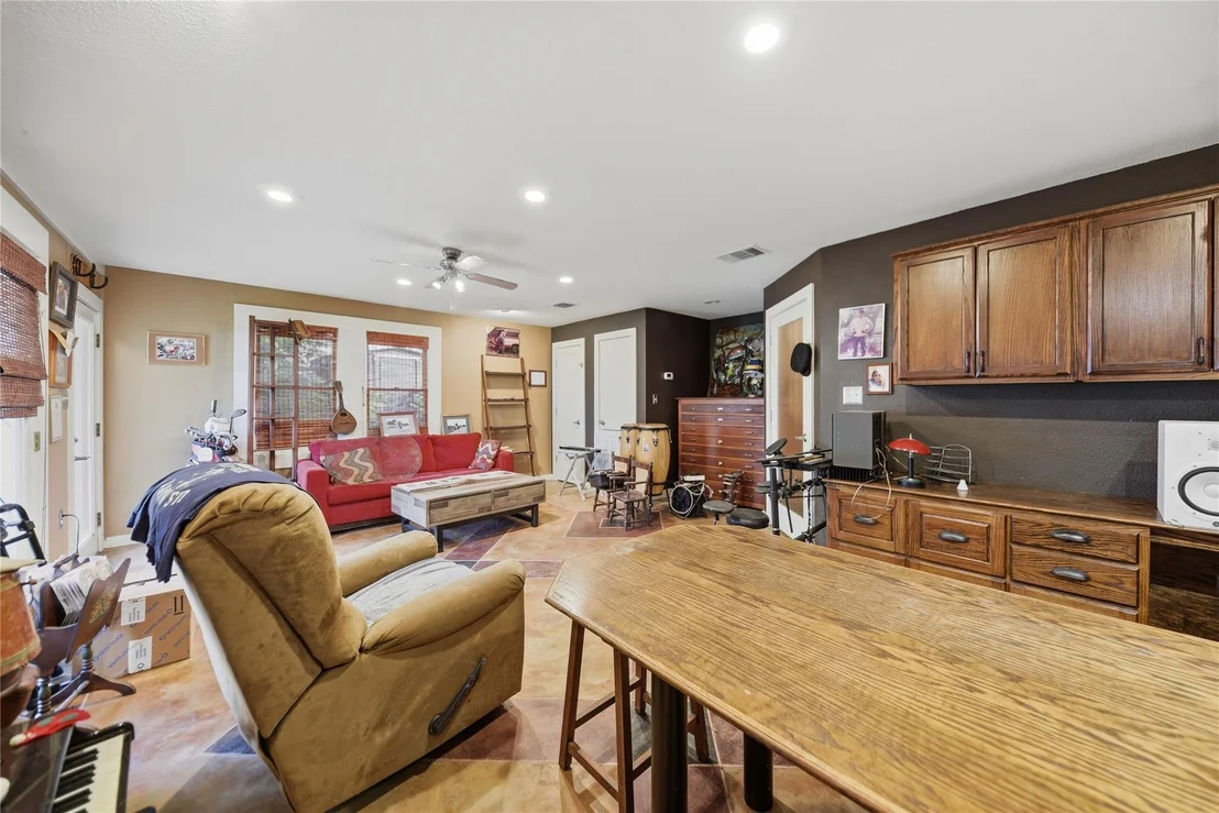 Photo of 156 2nd Avenue