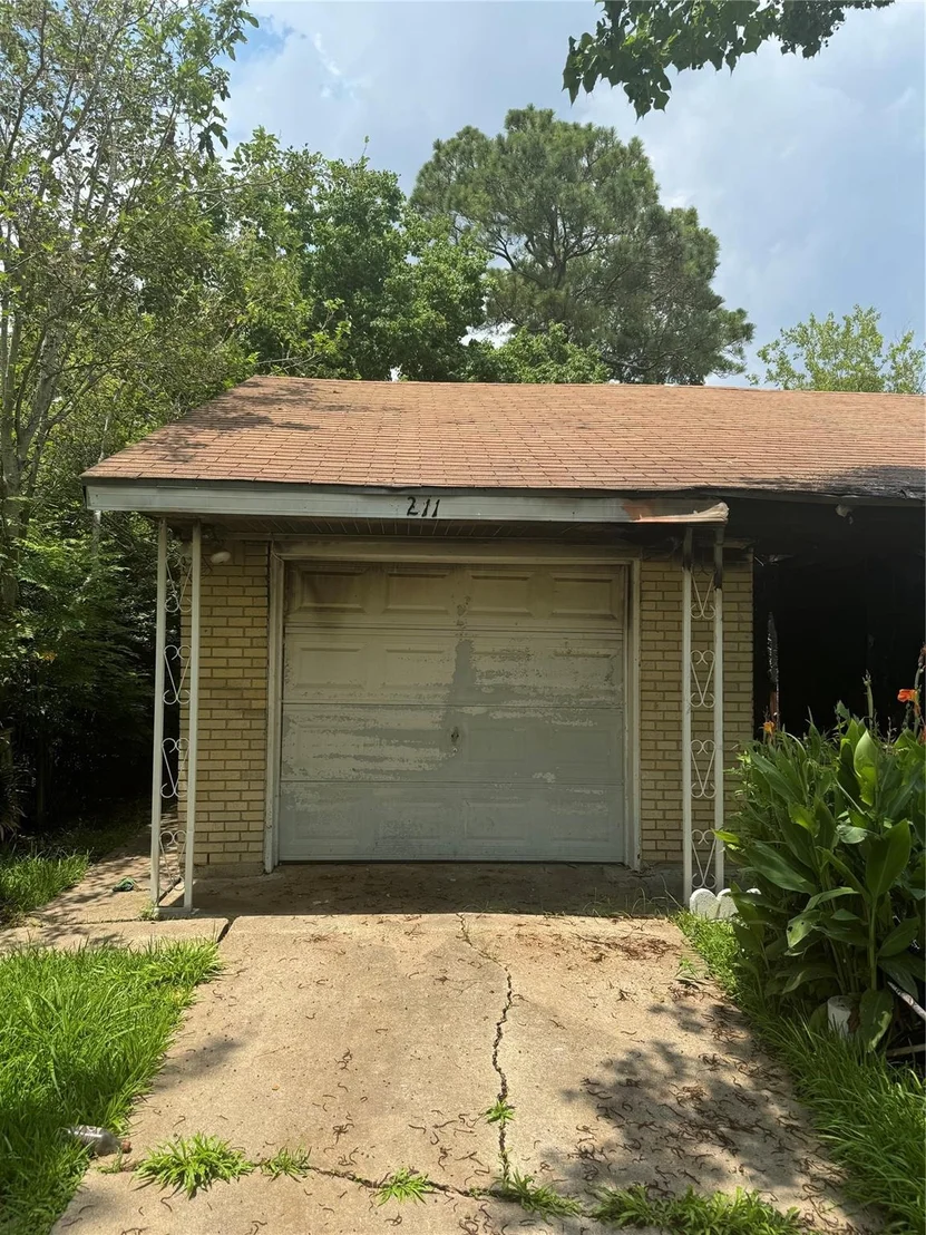 Photo of 4211 Tavenor Lane