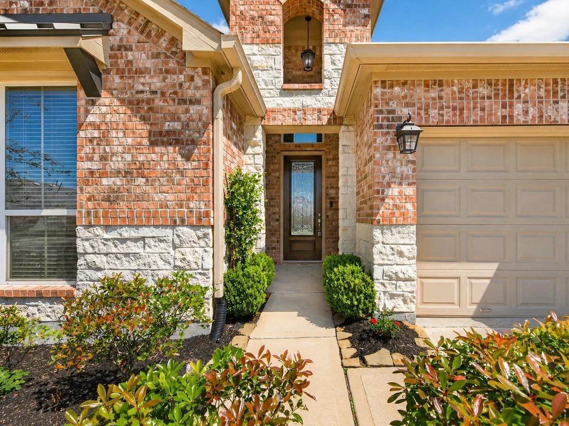 Photo of 15410 Trumball Manor Drive