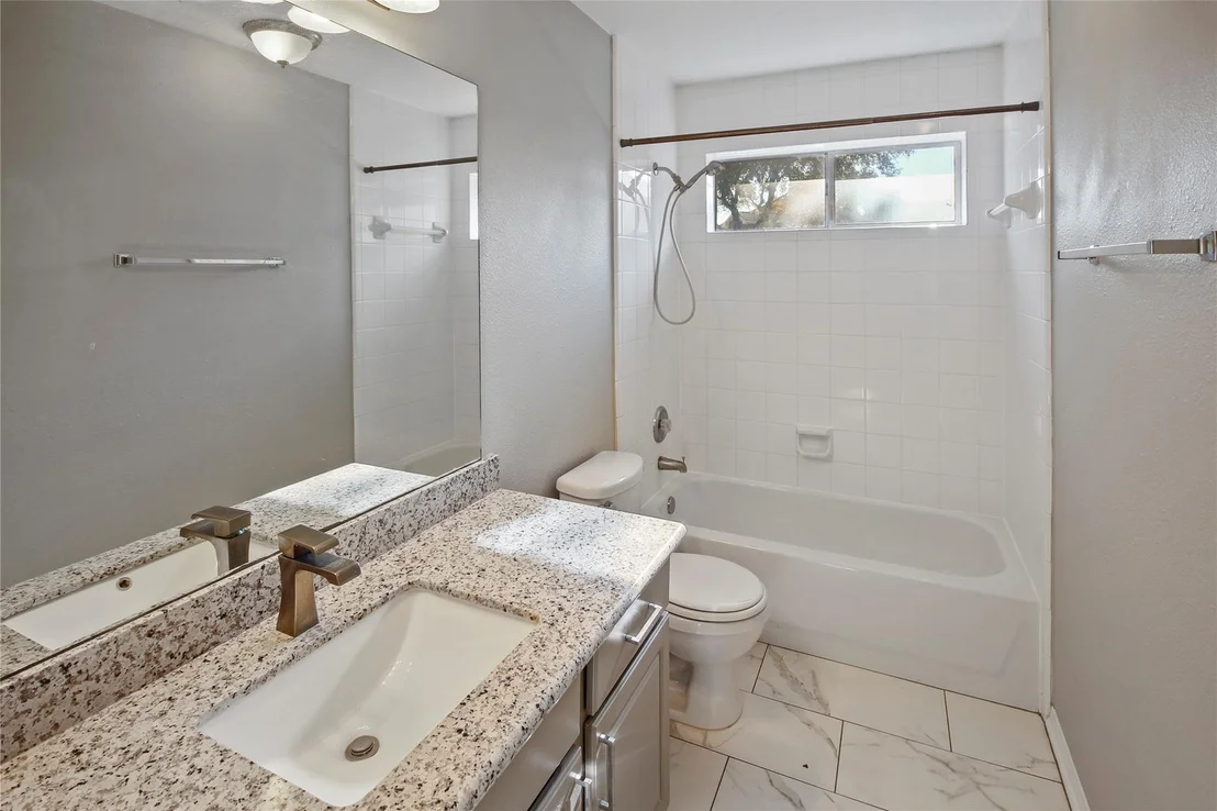 Photo of 20418 Cherry Haven Circle