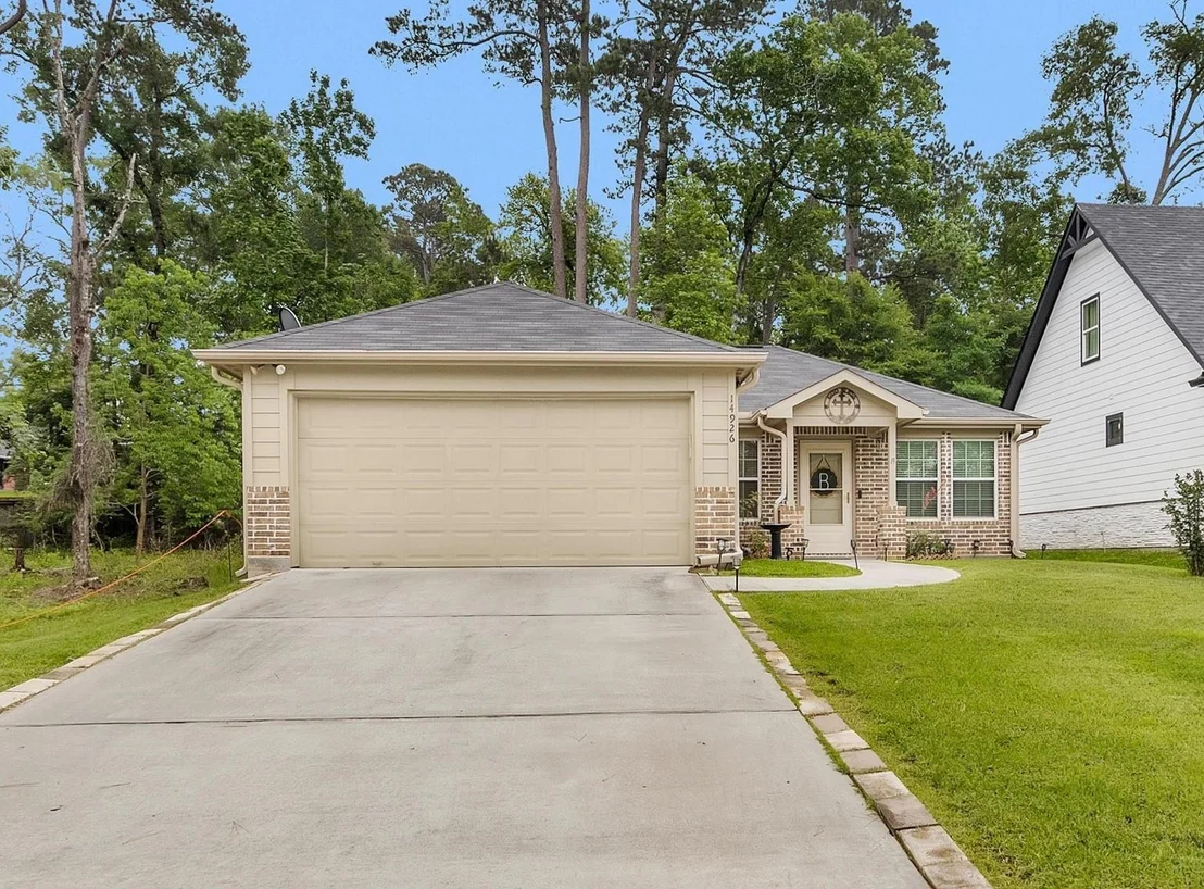 Photo of 14926 Bowie Lane