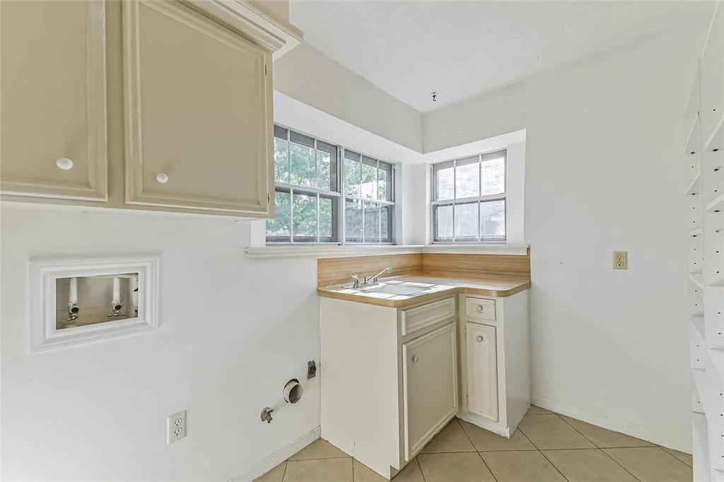 Photo of 6706 Chancellor Drive