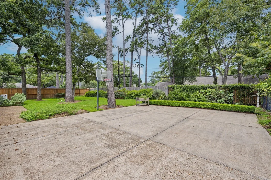 Photo of 103 Beaver Tail Point
