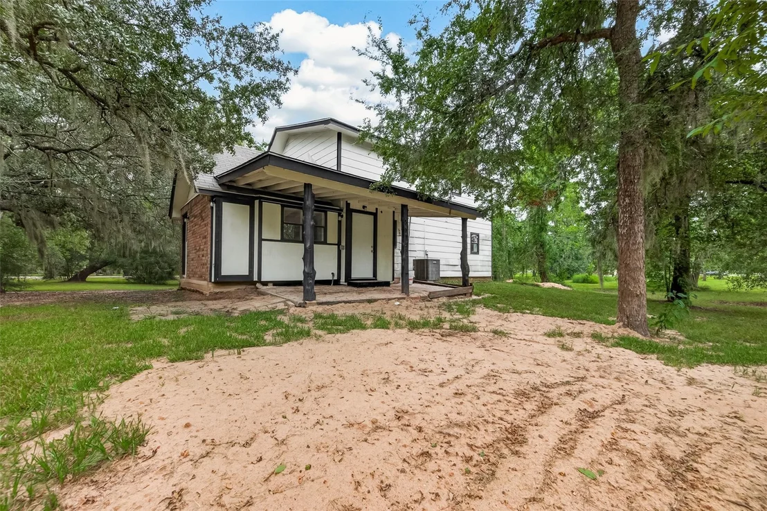 Photo of 2103 Bayou Drive