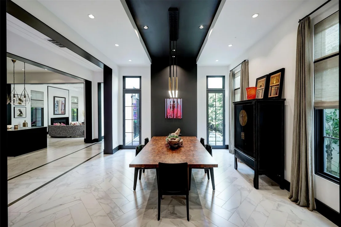 Photo of 2521 Westgate Drive