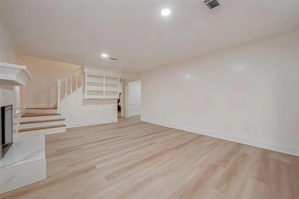 Photo of 5902 Templegate Drive