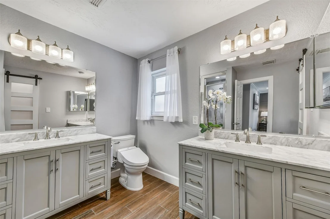 Photo of 9 Earlham Drive