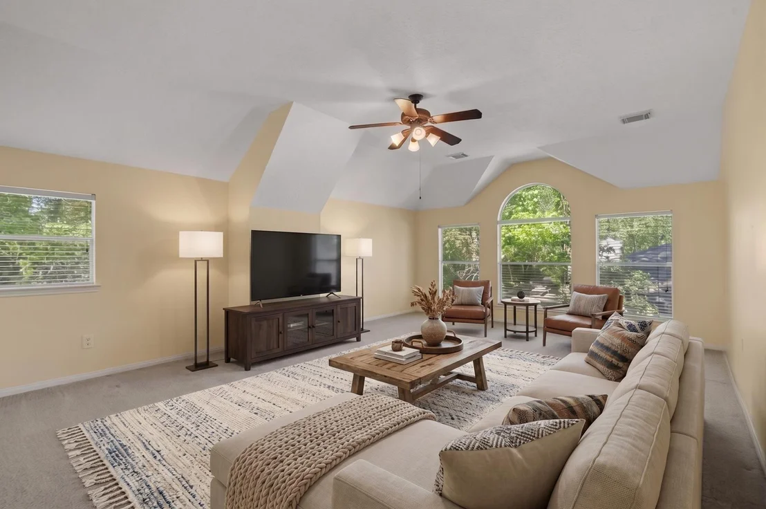 Photo of 78 E Hobbit Glen Drive