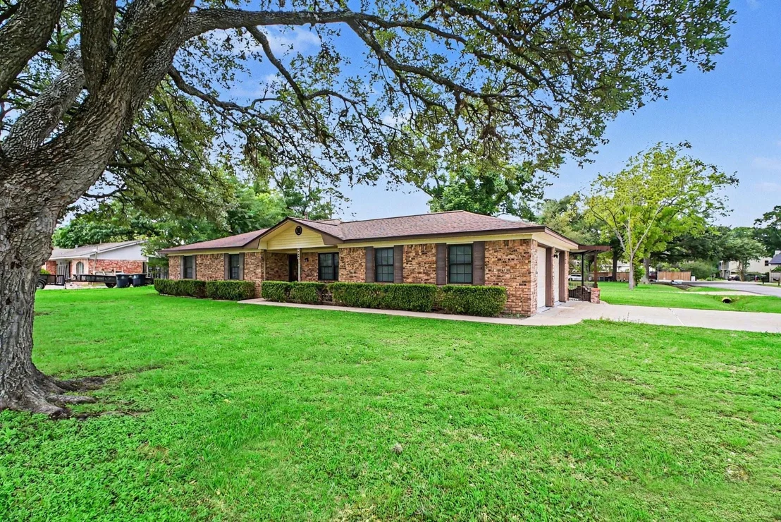 Photo of 9213 Hammerly Boulevard