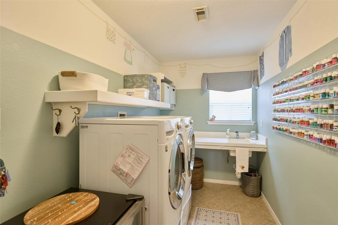 Photo of 55 E Greywing Circle