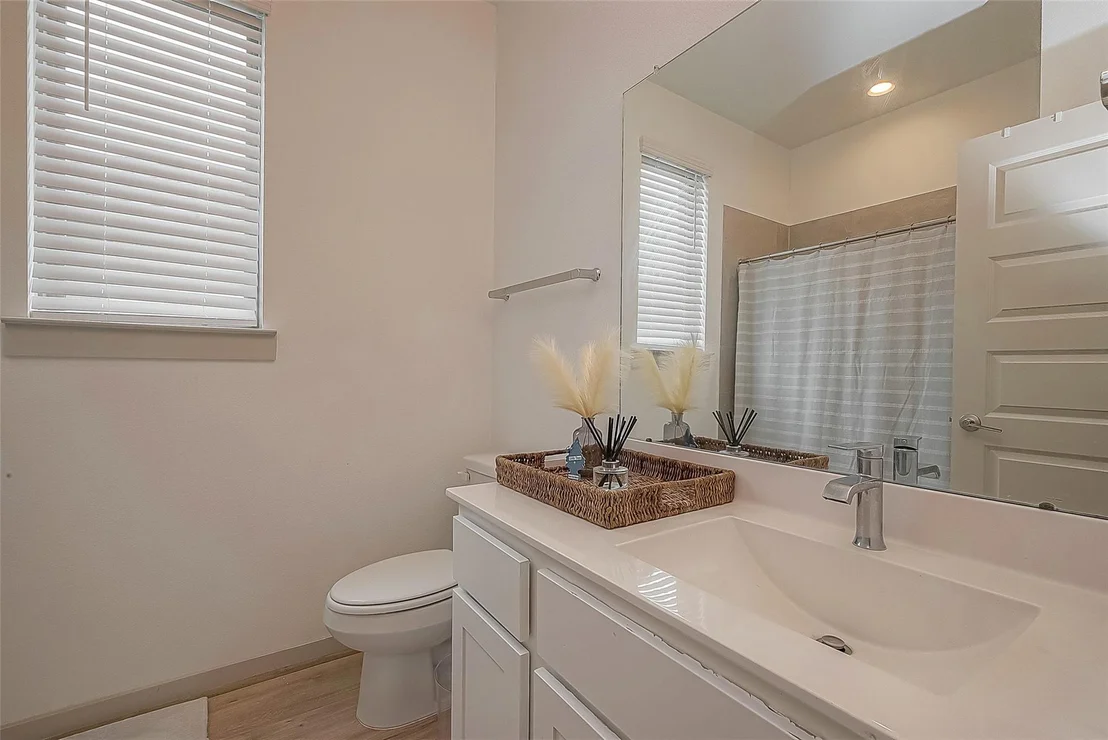 Photo of 29407 Red Rocks Park Drive