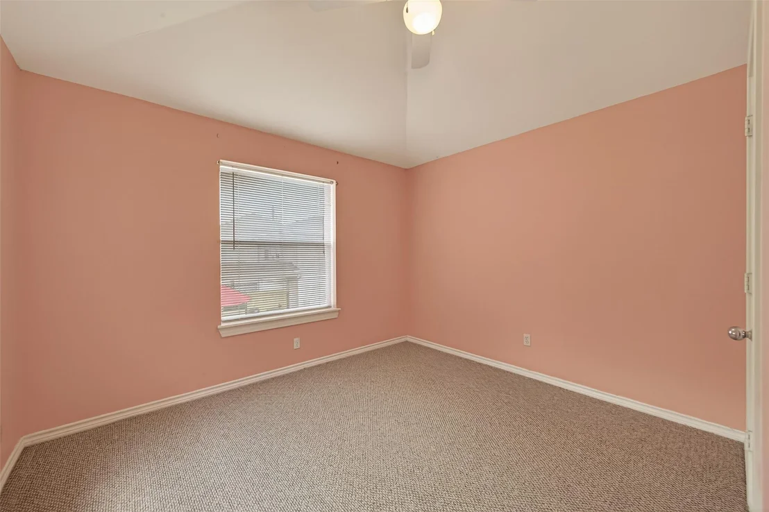 Photo of 5437 Loch Lomond Drive