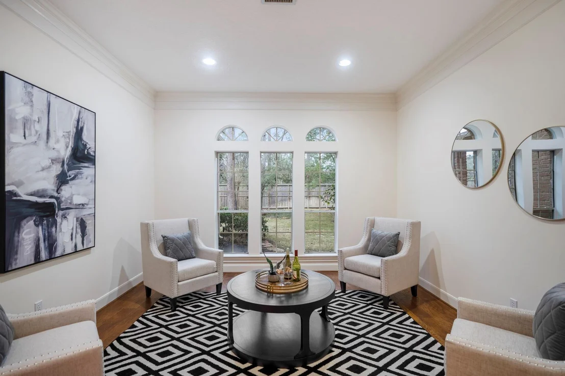 Photo of 46 Hillock Woods