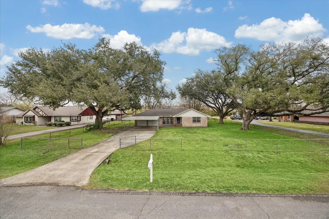 Photo of 9002 Friendship Road