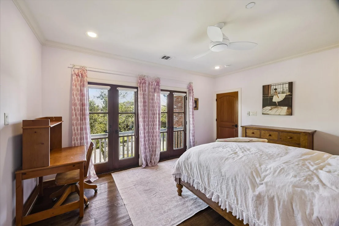 Photo of 8810 Echo Valley Drive