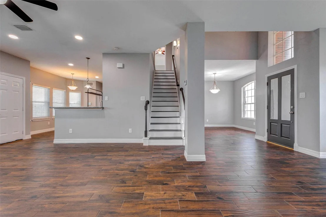 Photo of 21638 Wildcroft Drive