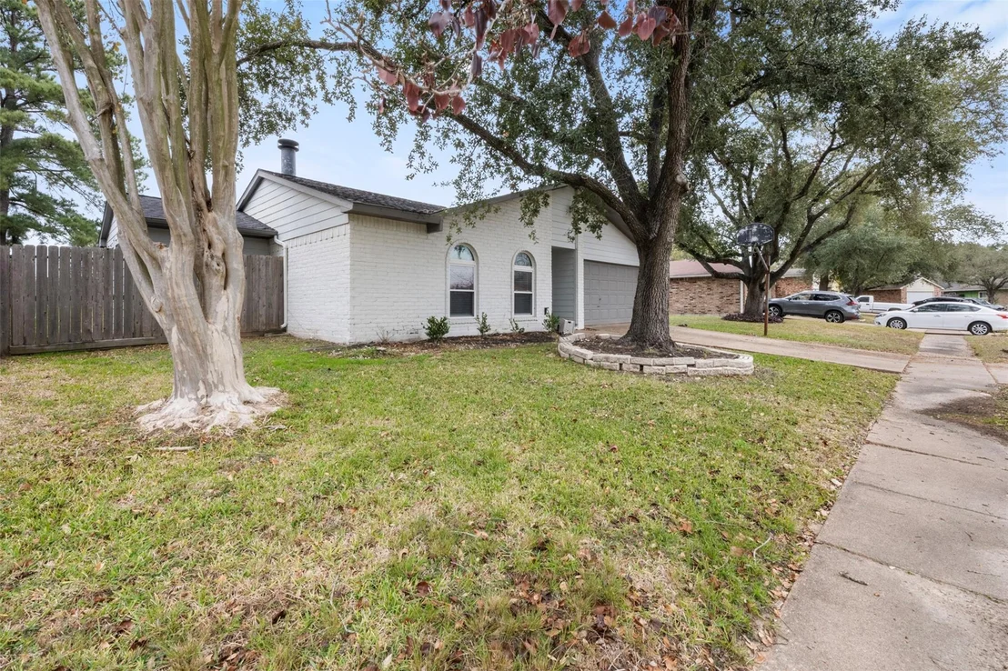 Photo of 6631 Langham Way
