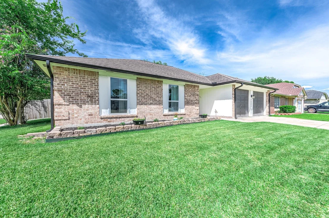 Photo of 7003 Buchanan Drive