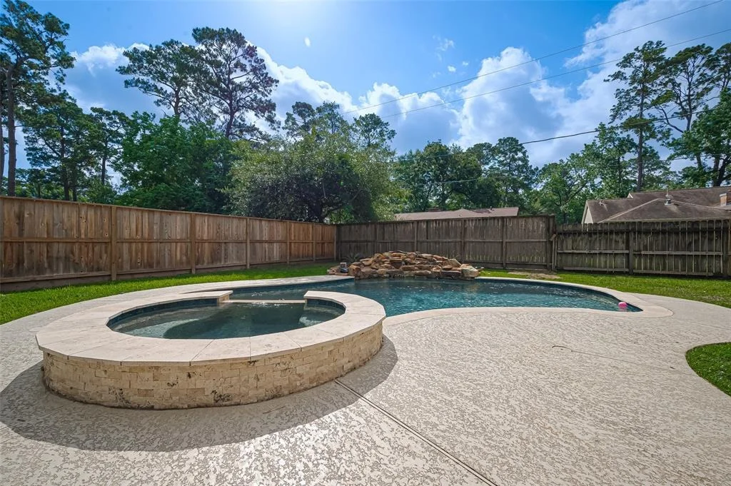 Photo of 6527 Walton Heath Drive