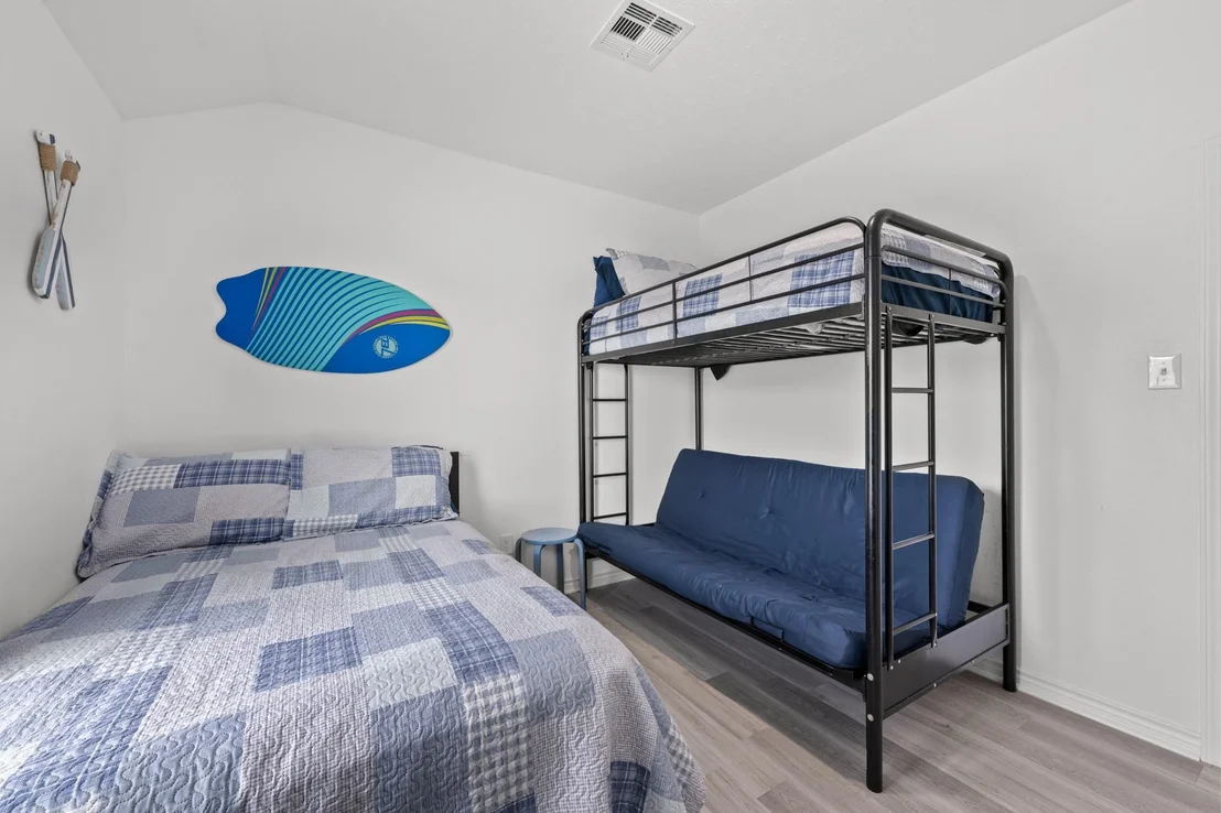 Photo of 818 Surf Drive