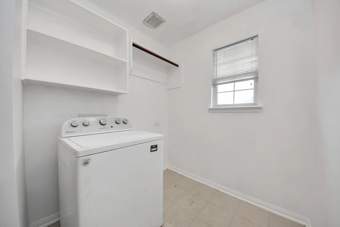 Photo of 7238 Foxshadows Lane