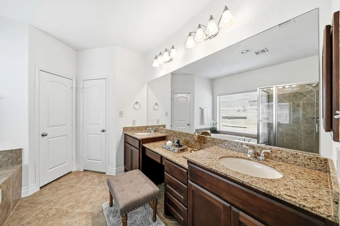 Photo of 2858 Park Hills Drive